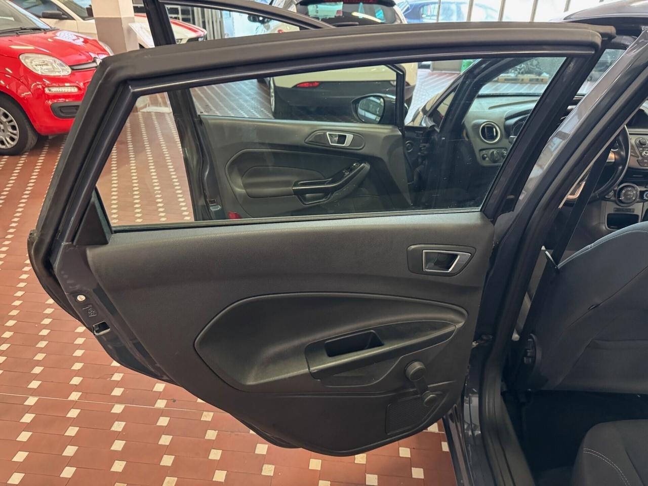 Ford Fiesta 1.2 60CV 5 porte - UNICO PROPRIETARIO