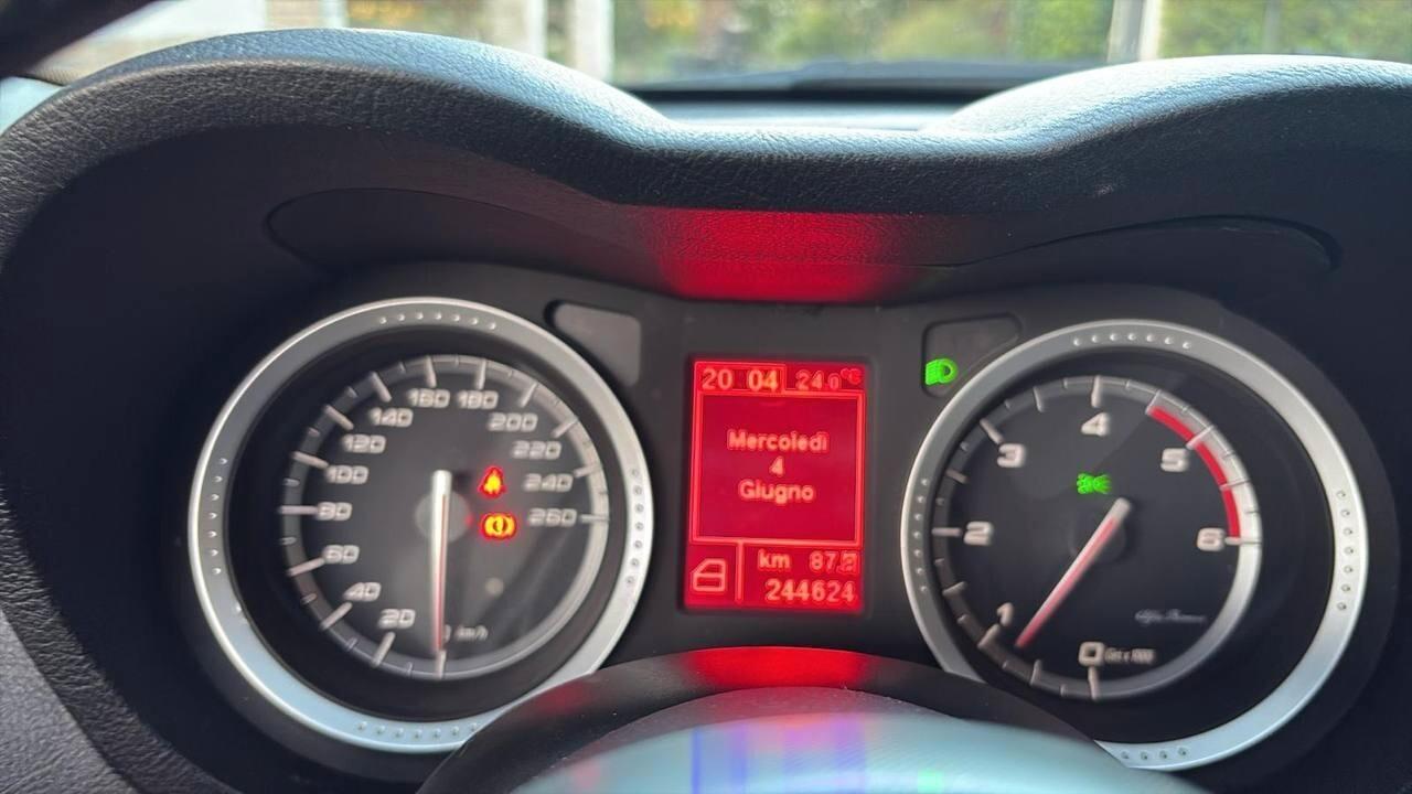 Alfa Romeo 159 2.0 JTDm Distinctive