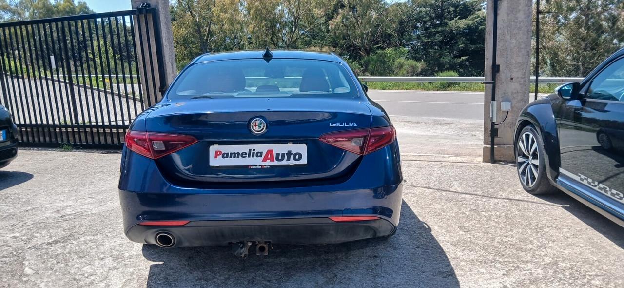 Alfa Romeo Giulia 2.2 Tdi 150 CV Super - 2017