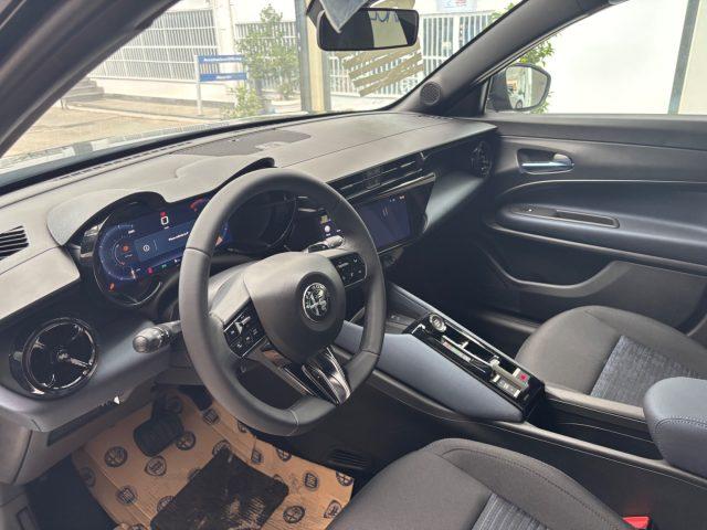 ALFA ROMEO Junior 1.2 145 CV Hybrid eDCT6 km0 da ?319,00 mensili