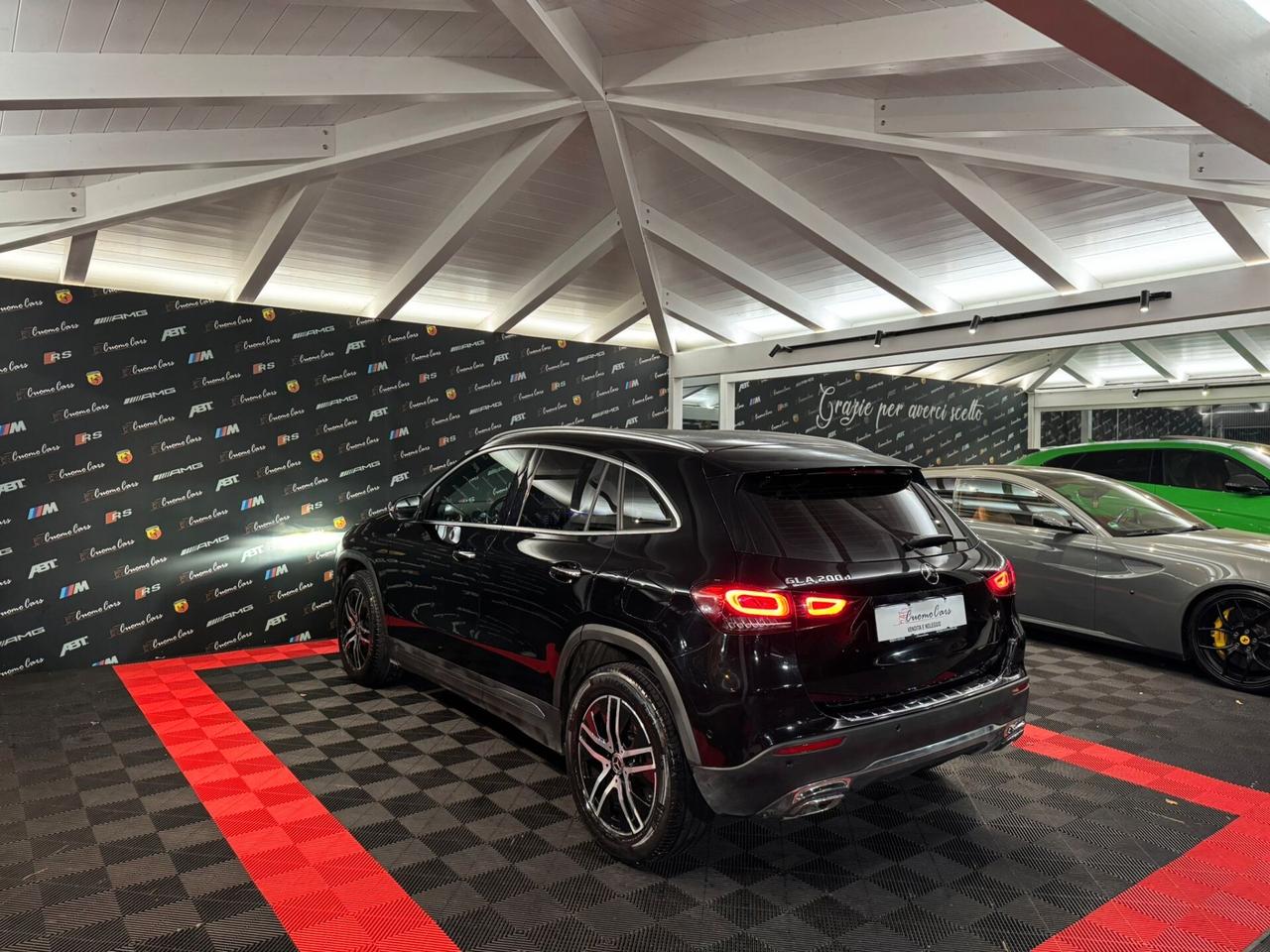 Mercedes-Benz GLA200d Sport