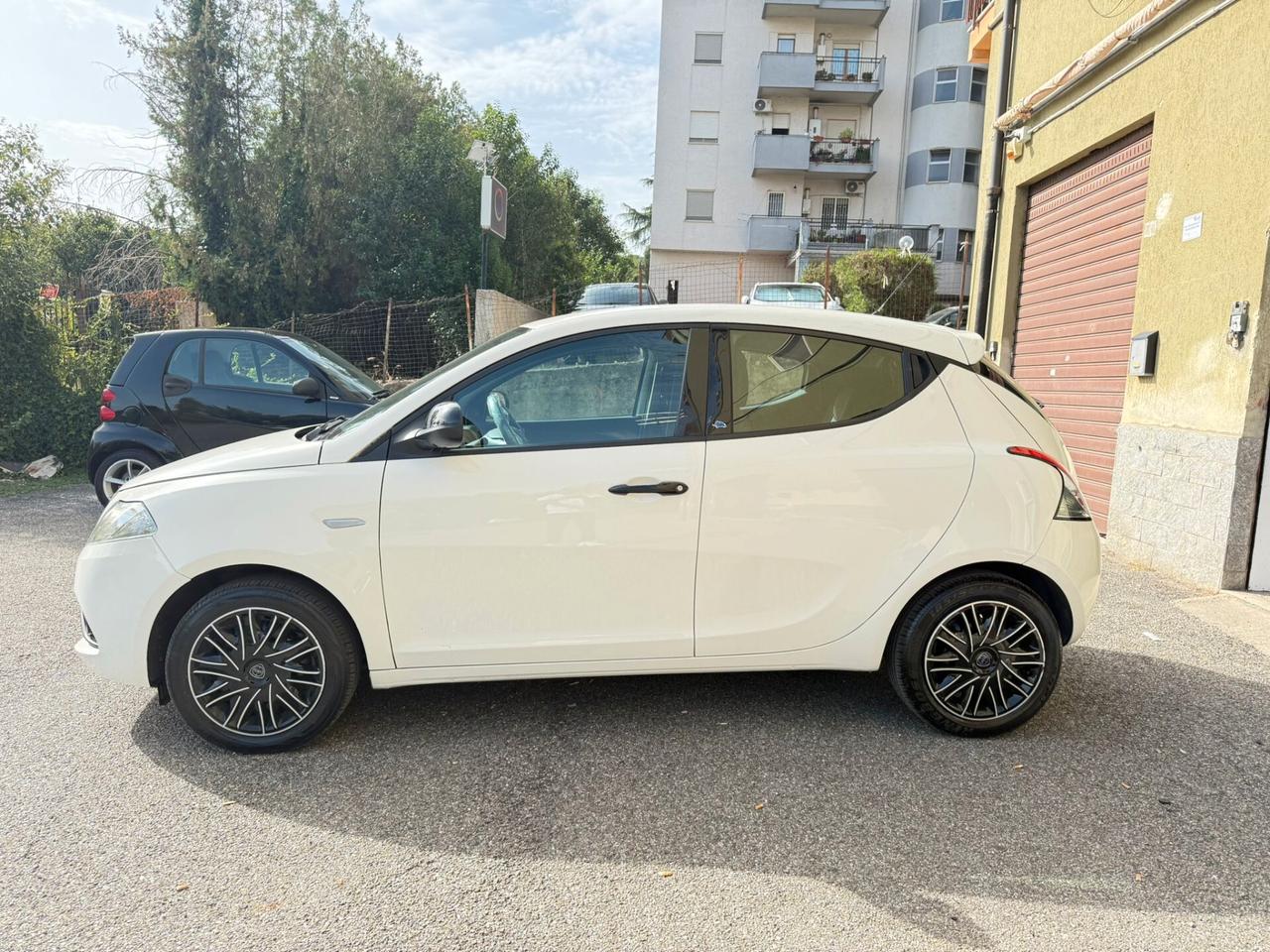 Lancia Ypsilon 1.3 MJT 16V 95 CV 5 porte S&S Elefantino Blu