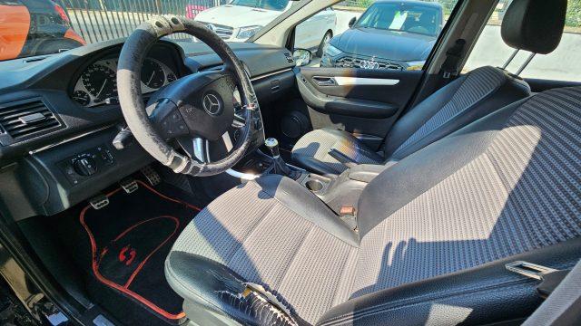 MERCEDES-BENZ B 200 CDI Sport