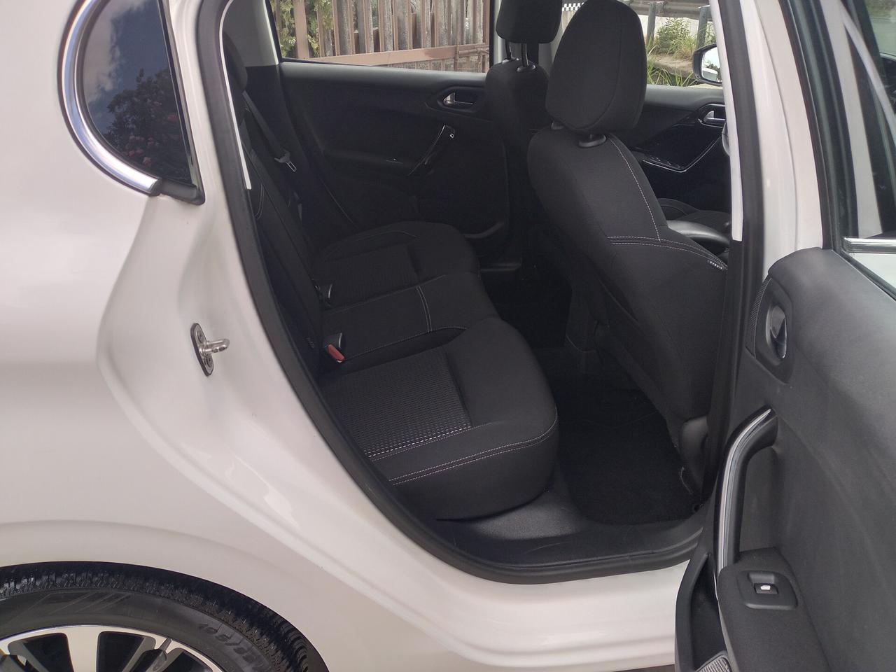 Peugeot 208 BlueHDi 75 5 porte Allure