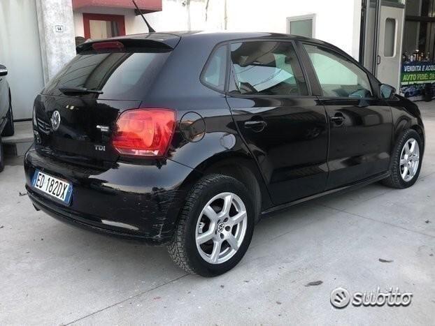 Volkswagen Polo 1.6 tdi frezione nuova 2023