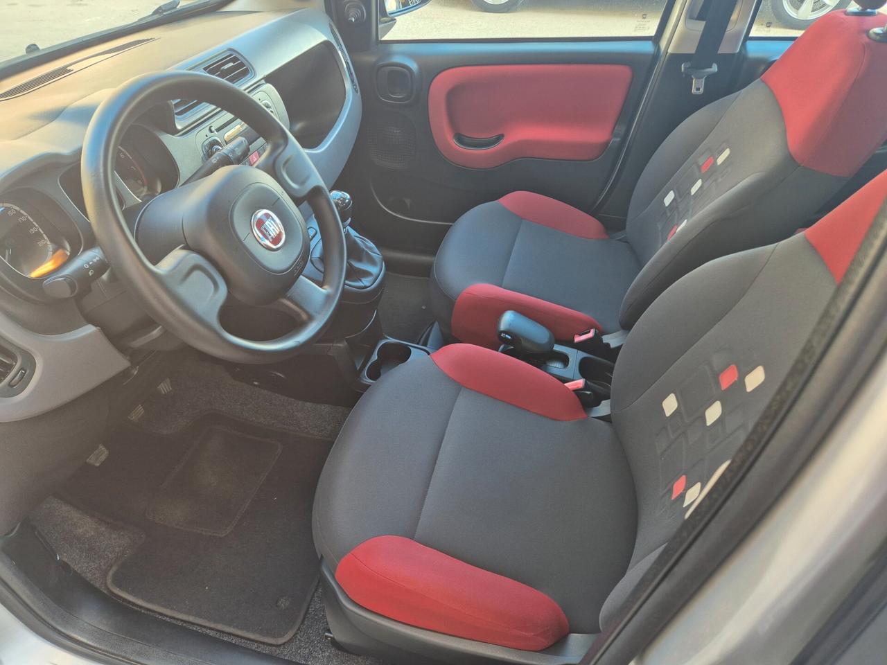 FIAT PANDA 1.2 BENZINA 70 CV ANNO 2016 KM CERTIFICATI