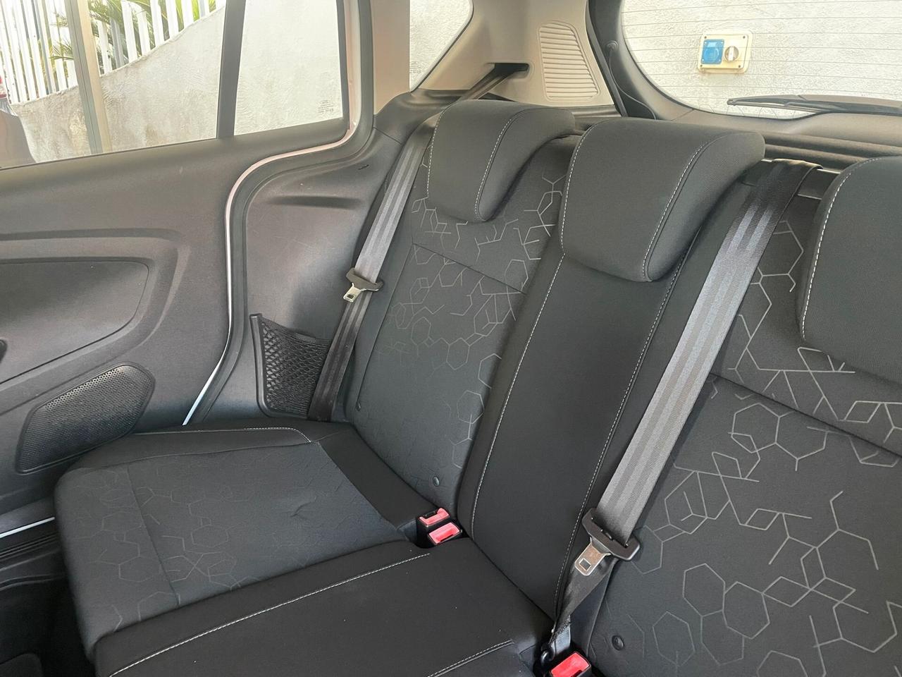 Ford B-Max 1.4 90 CV GPL