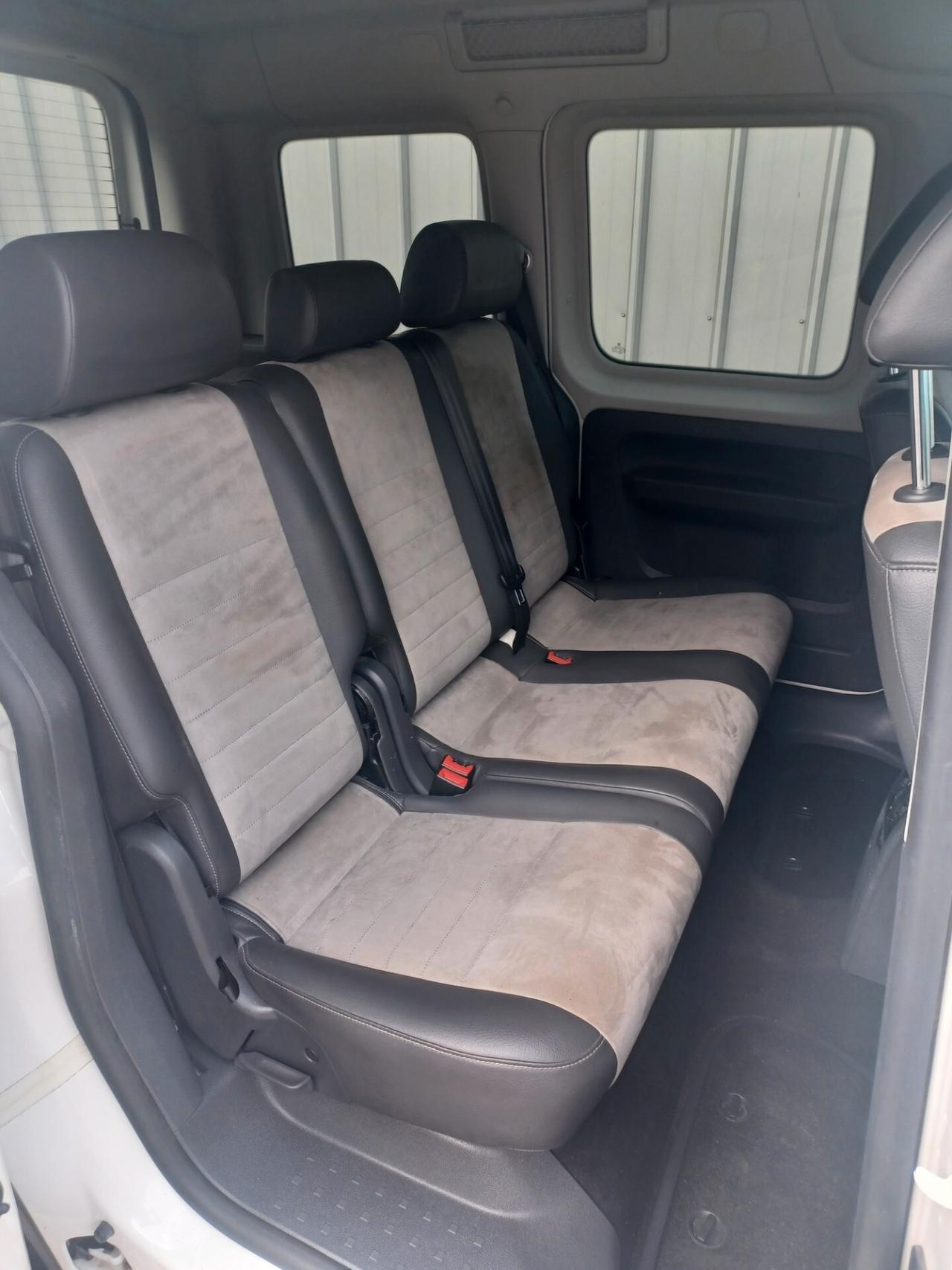 Volkswagen Caddy 1.6 TDI 102 CV DSG 5p. Highline