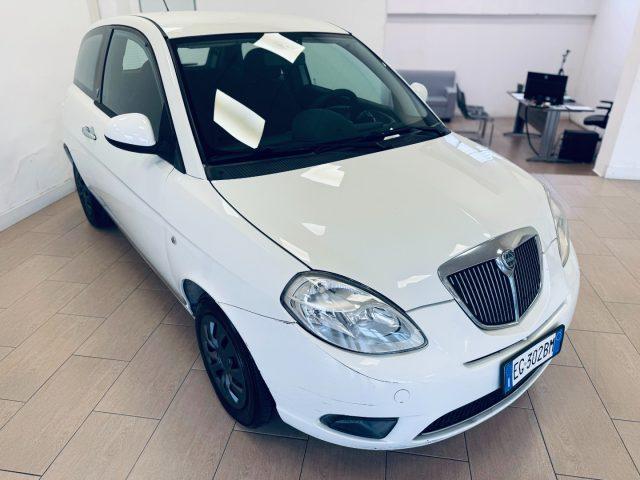 LANCIA Ypsilon 1.2 69 CV Diva 113.000 Km