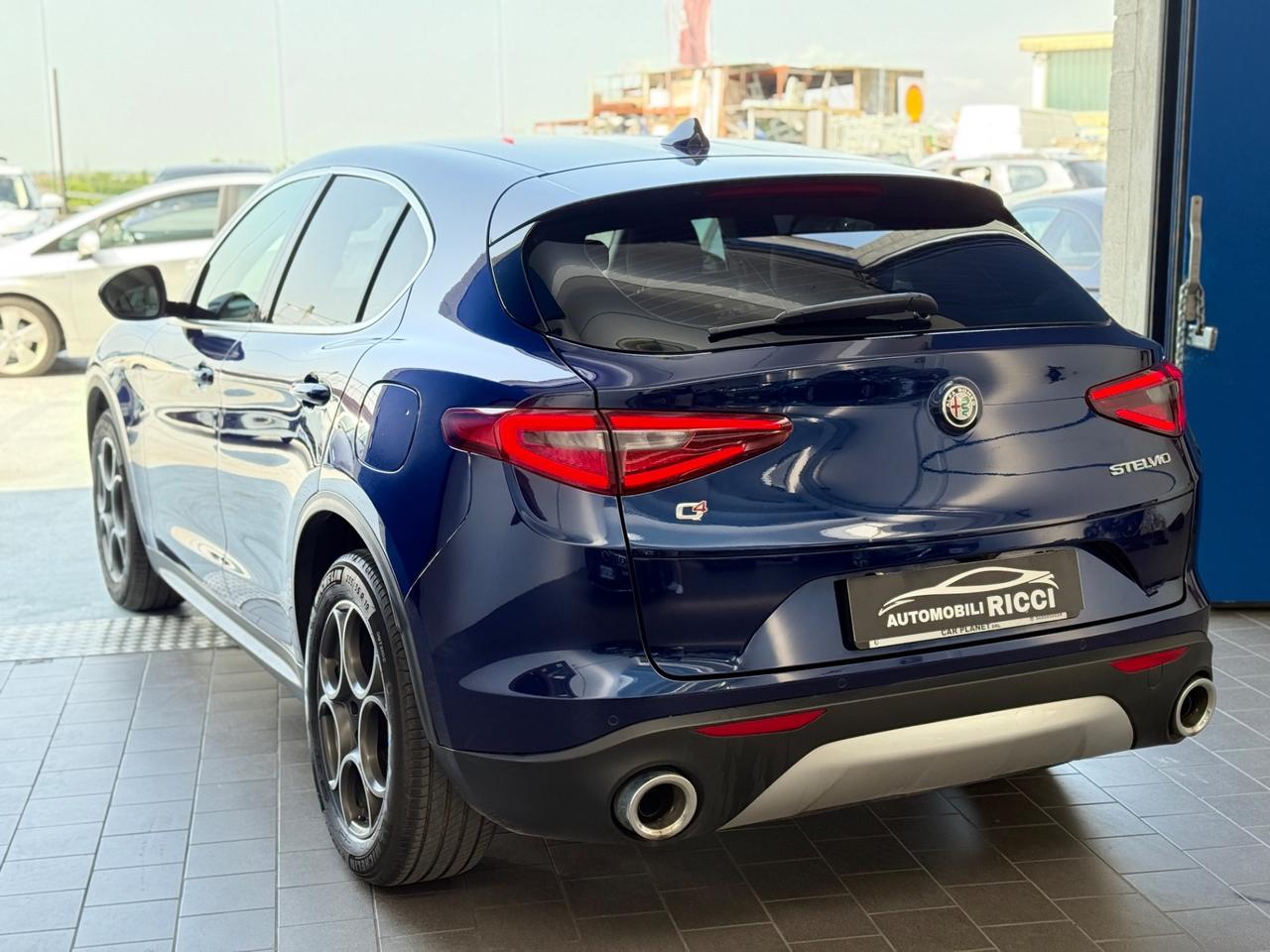Alfa Romeo Stelvio 2.2 Turbodiesel 210 CV AT8 Q4 Super