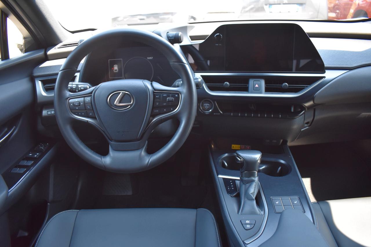 Lexus UX 250h Hybrid F-Sport 4wd Aut.