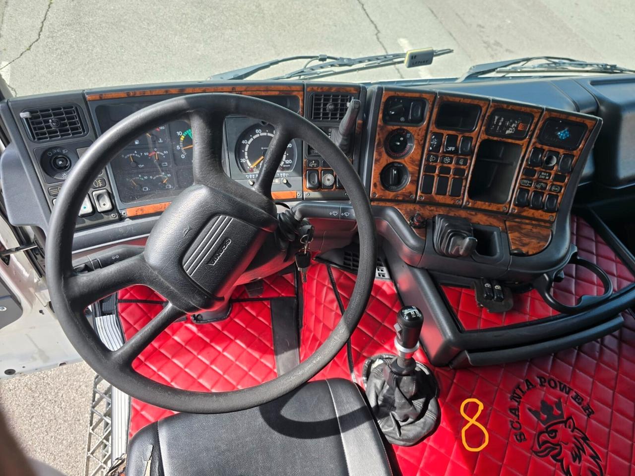 TRATTORE STRADALE SCANIA R450