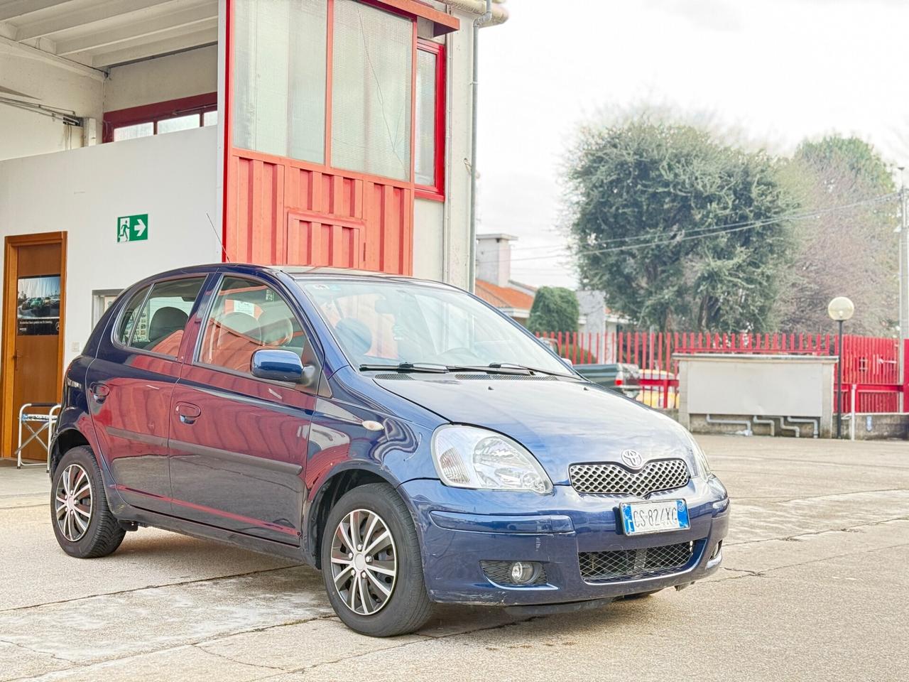 Toyota Yaris 1.3 5 porte Sol