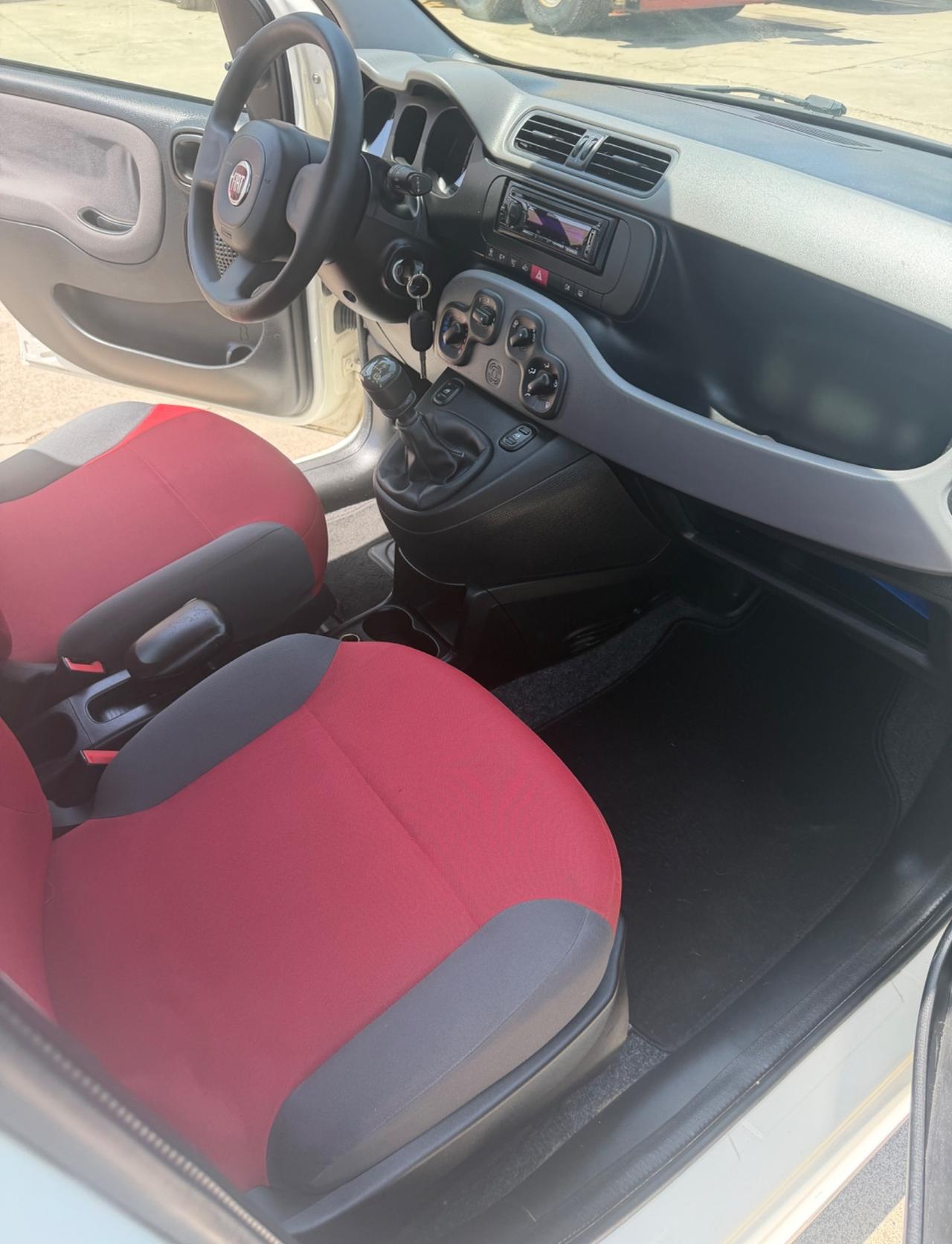 Fiat Panda 1.2 Benz 69Cv 2013 NEOPATENTATI