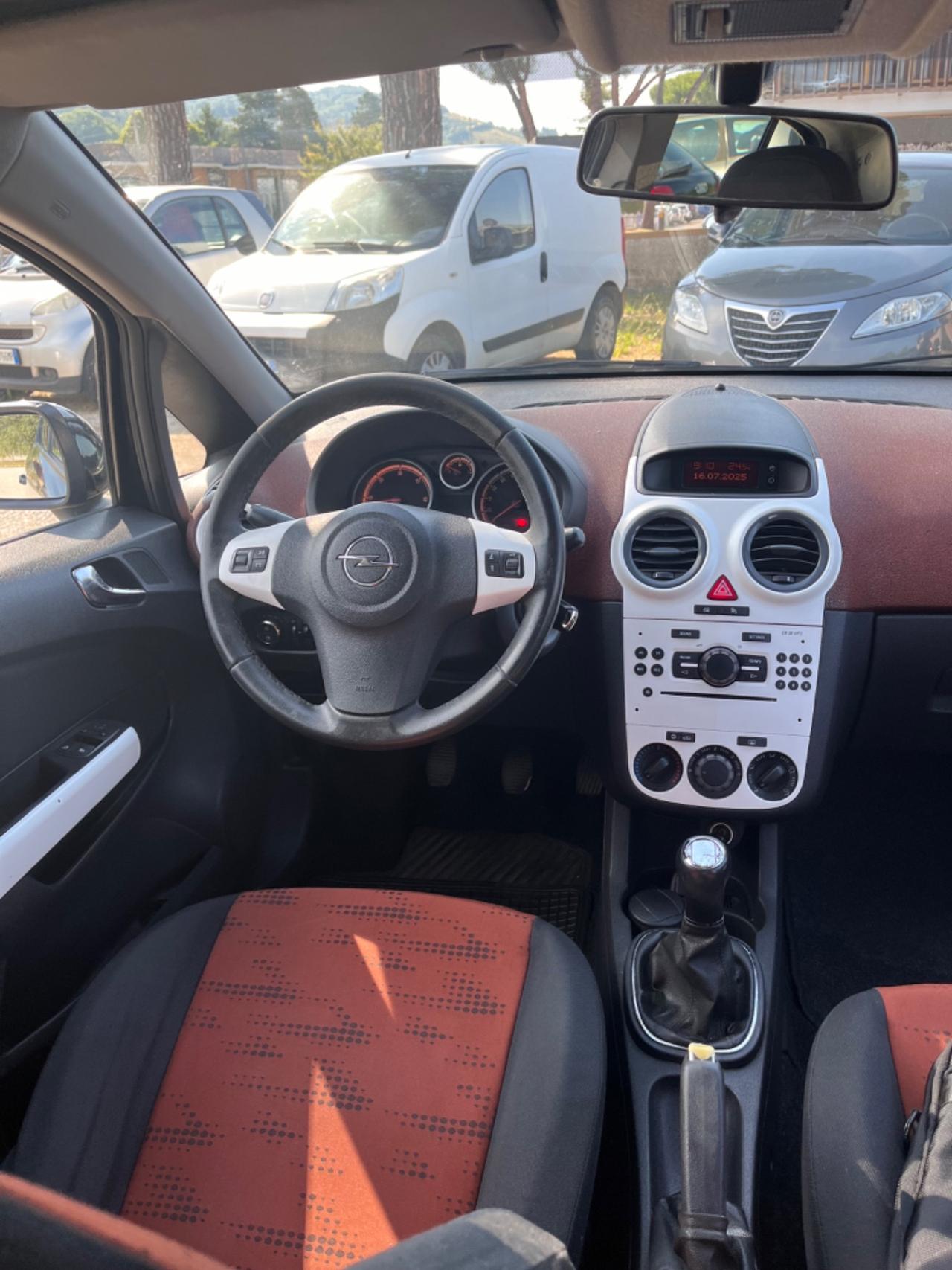 Opel Corsa 1.3 multijet 2013 PERFETTA
