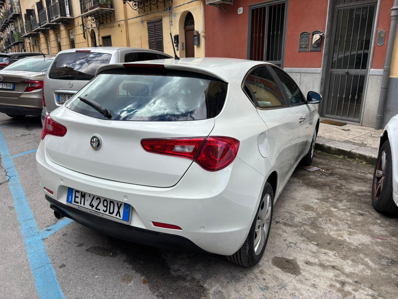 Alfa Romeo Giulietta 1.6 JTDm-2 105 CV NEO PATENTATI FINANZIABILE