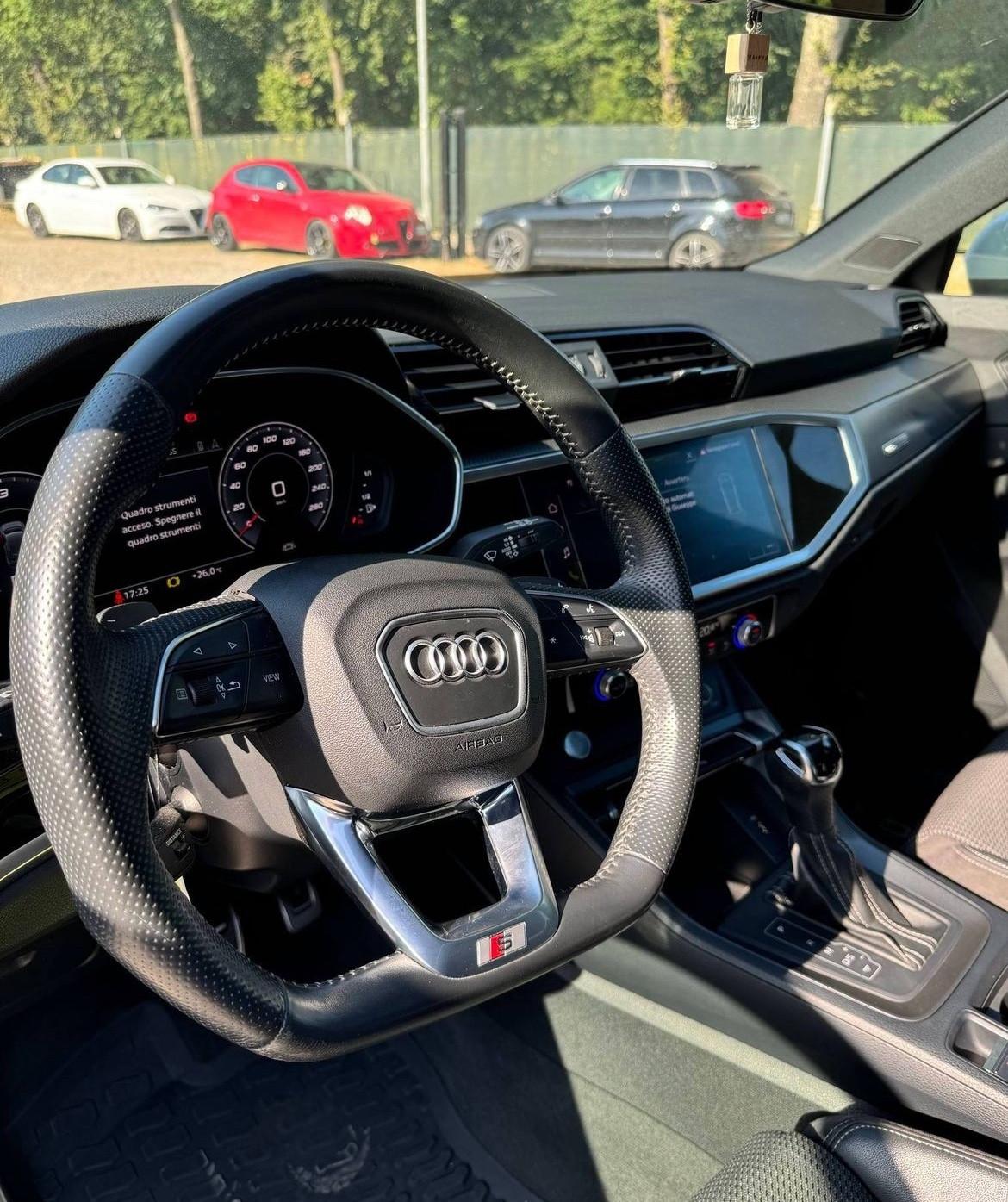 Audi Q3 35 TDI S tronic S line edition