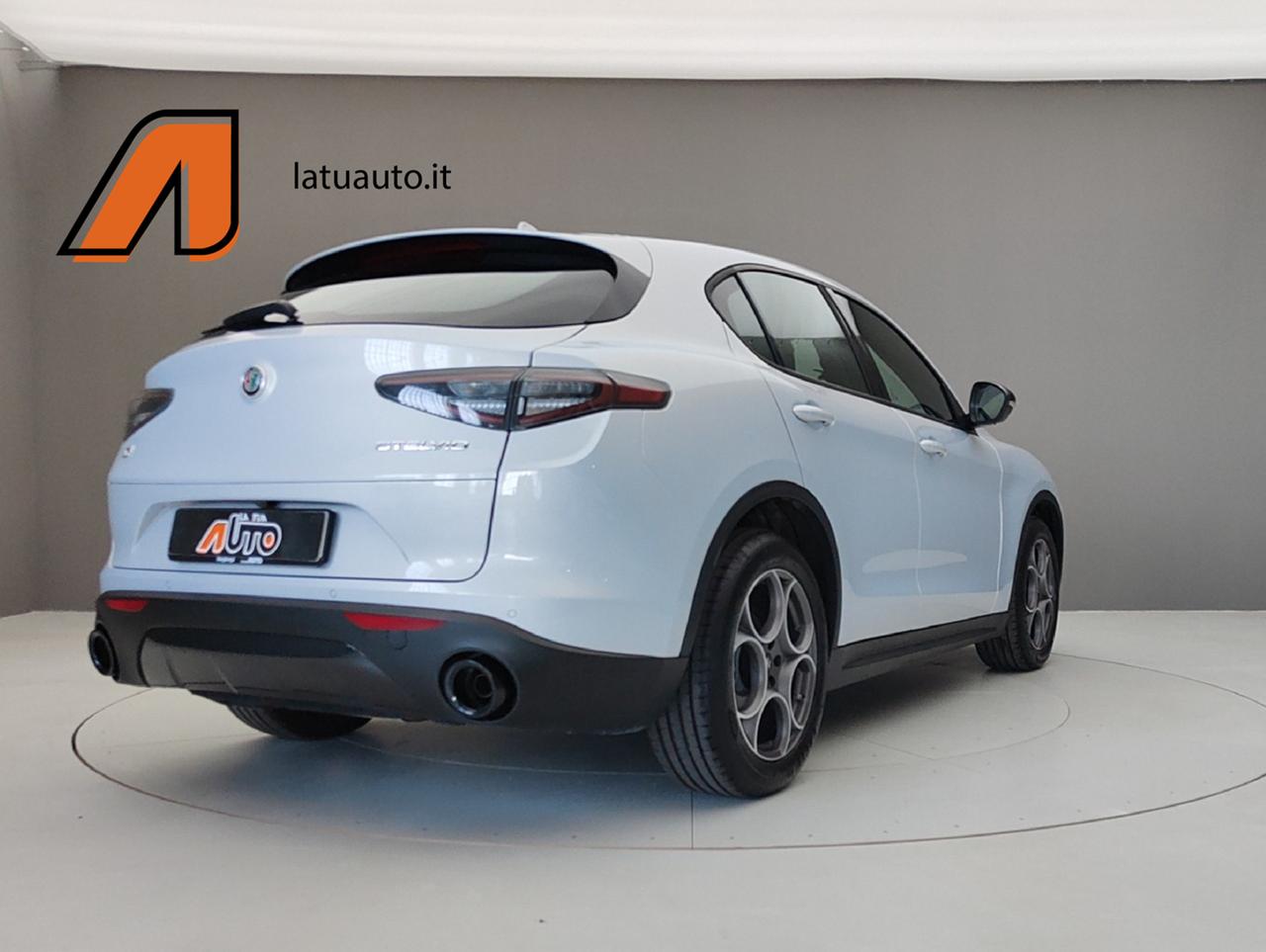 ALFA ROMEO Stelvio 2023 2.2 TD 210CV SPRINT AT8 Q4