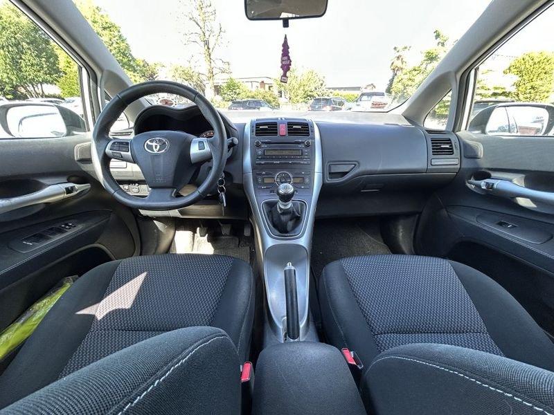 Toyota Auris 1.4 D-4D 5 porte Sol 1 PROPRIETARIO * GARANZIA