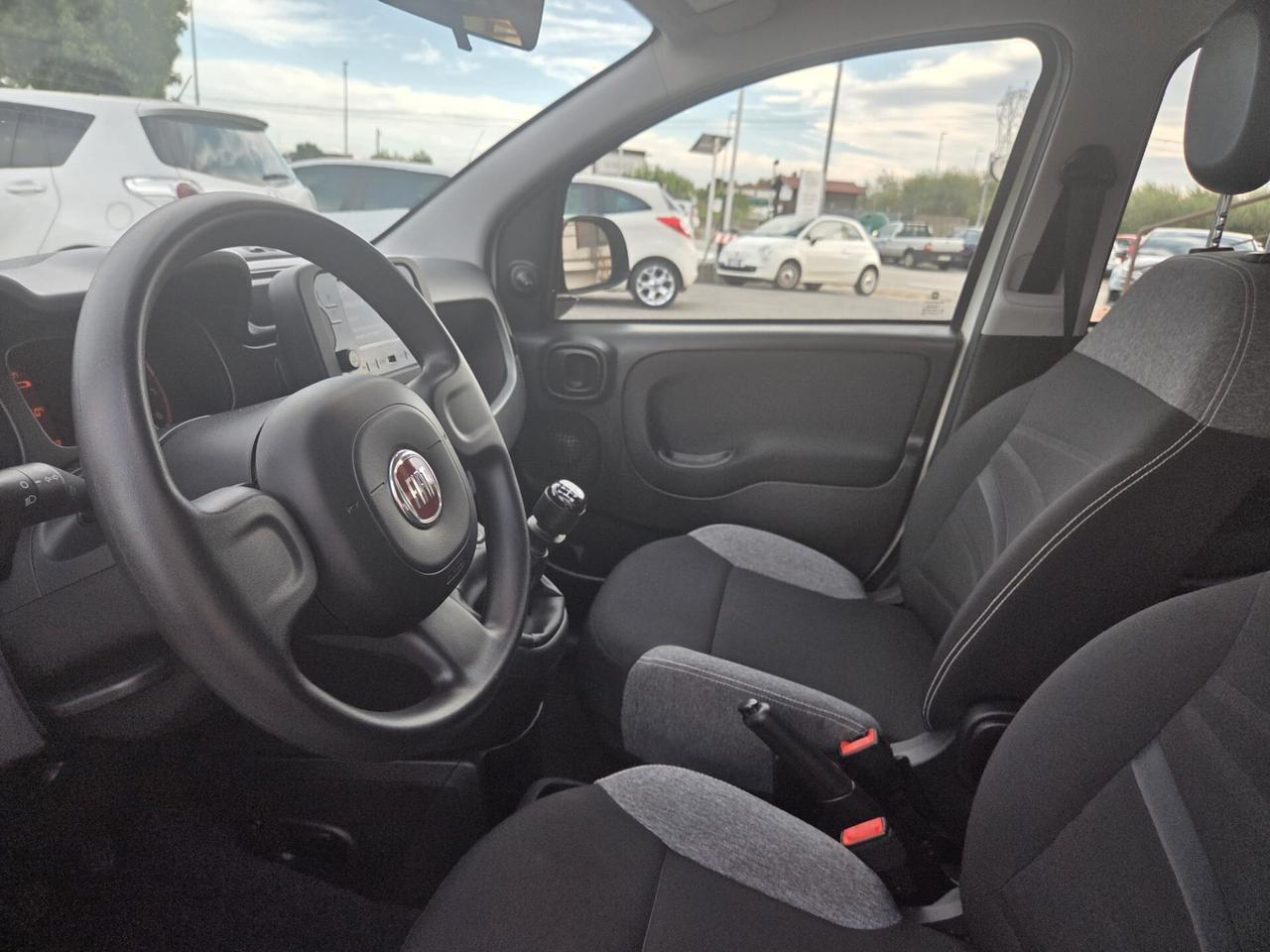 Fiat Panda 1.0 FireFly S&S Hybrid Red