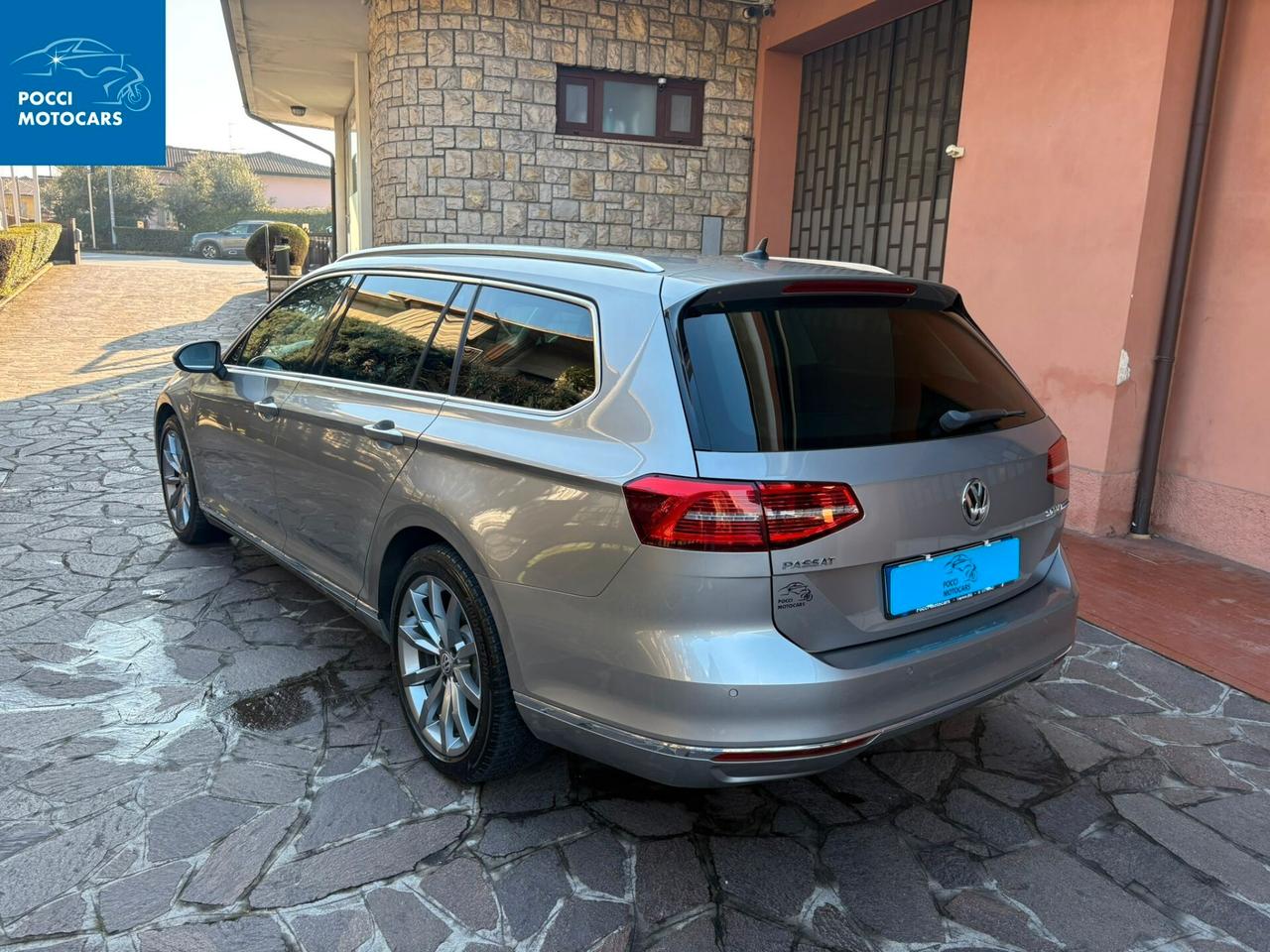 Volkswagen Passat Variant 2.0 TDI DSG Highline BlueMotion Technology