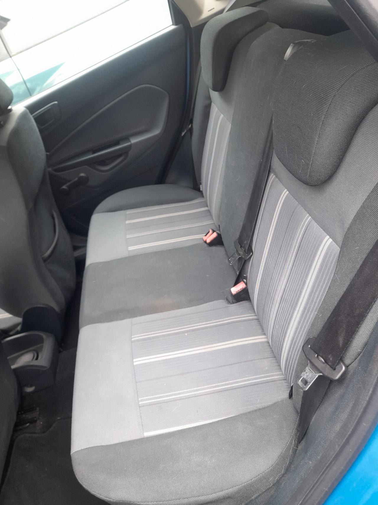 Ford Fiesta 1.4 TDCi 5p. Titanium