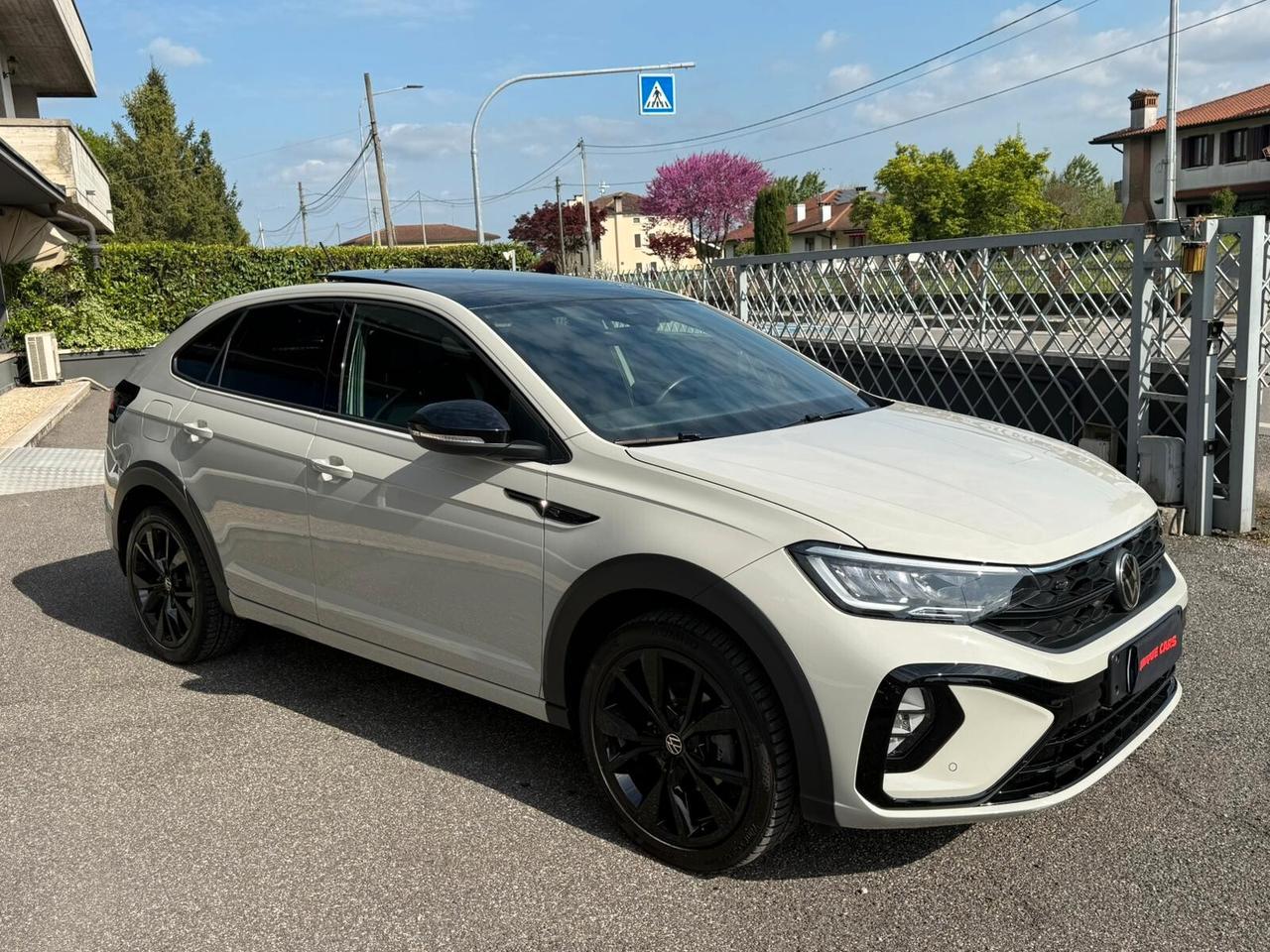 Volkswagen Taigo 1.0 TSI 110 CV R-Line