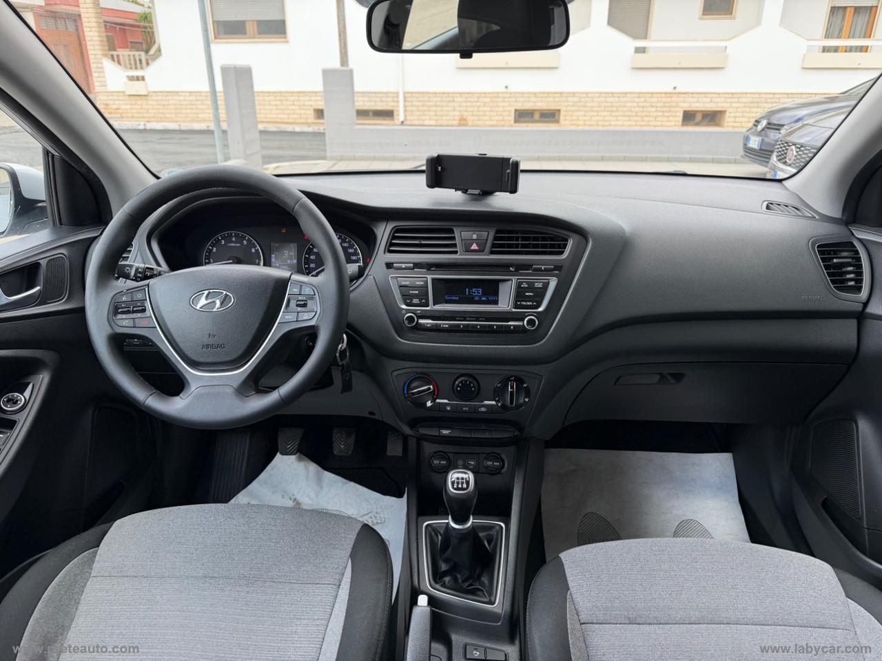 HYUNDAI i20 1.2 84 CV 5p. Style