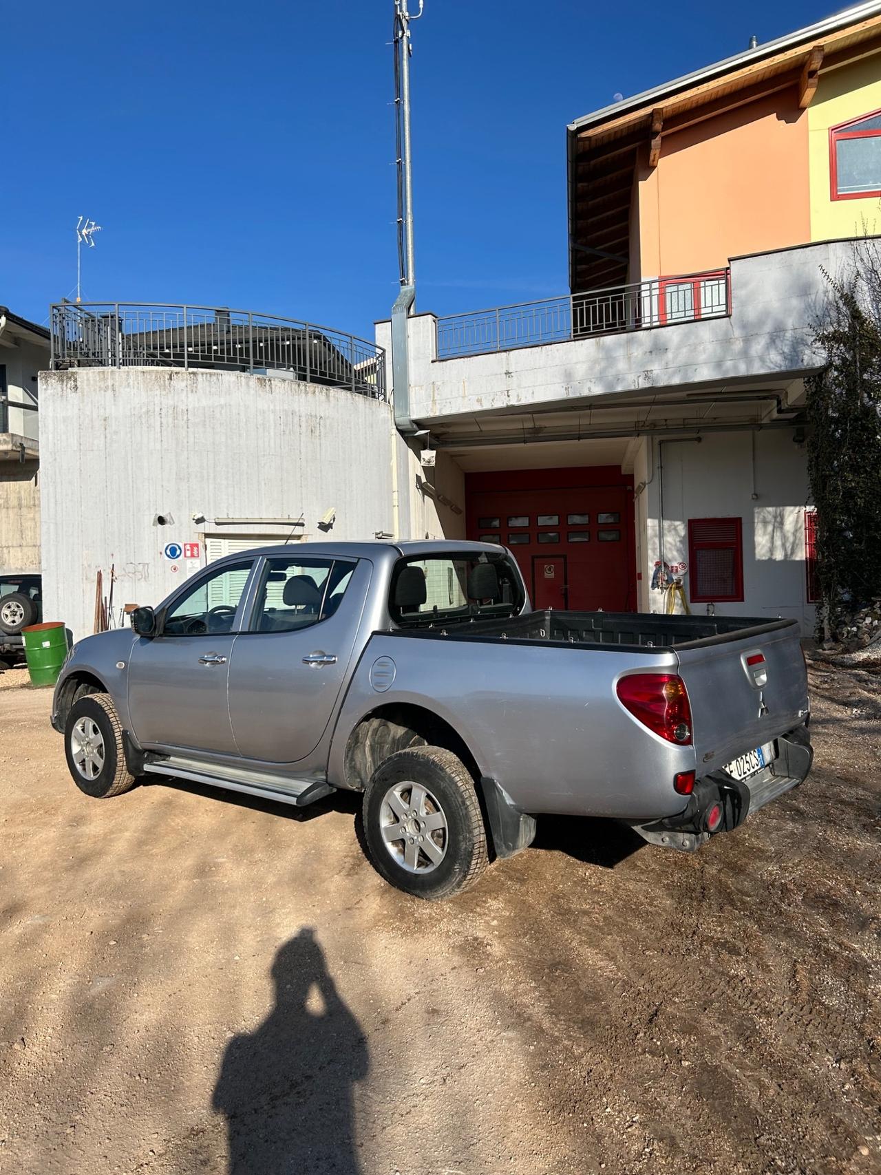 Mitsubishi L200 2.5 DI-D/136CV Club Cab Invite