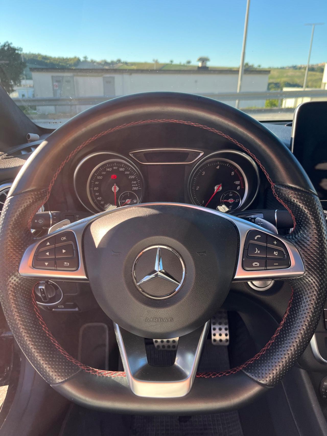 Mercedes-benz CLA 200 d Automatic Premium
