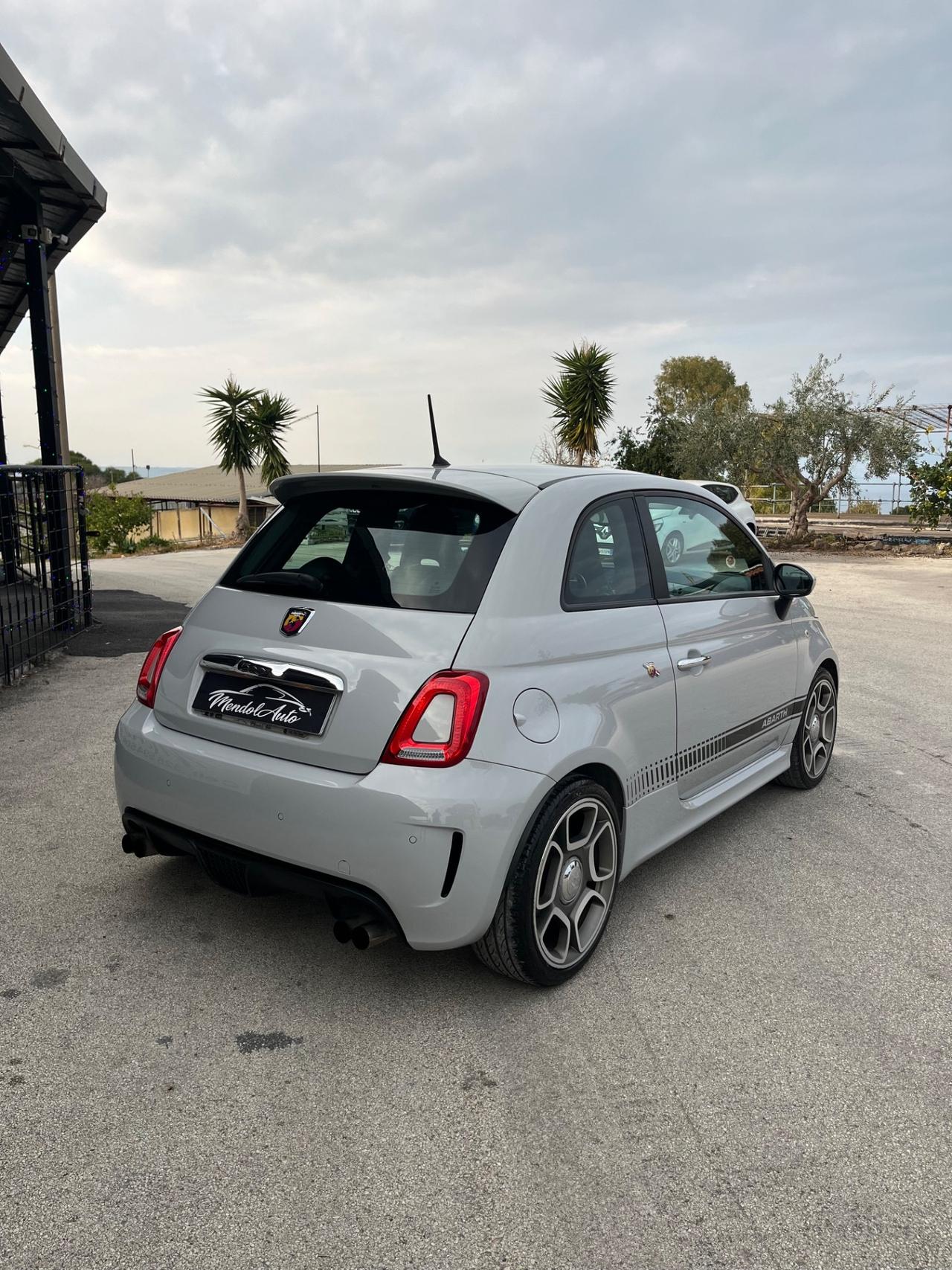 Abarth 500 1.4 Turbo T-Jet Custom