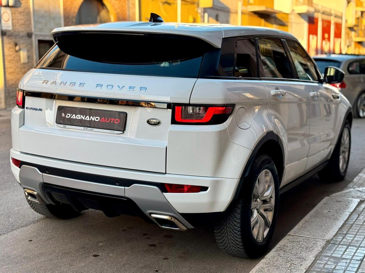 LAND ROVER RANGE ROVER 2.0 TD4 150HP 5P. SE DYNAMIC- 2016