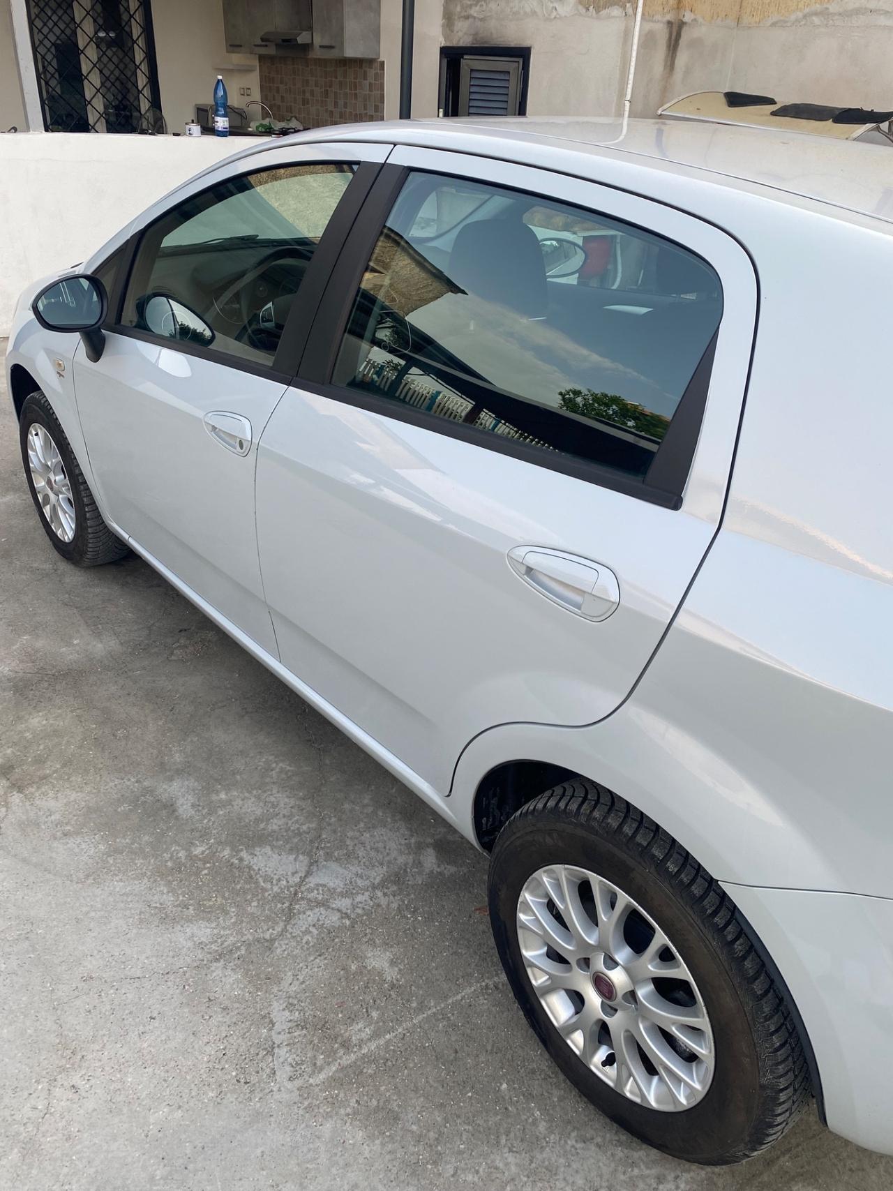 Fiat Punto Evo 1.4 Natural Power Emotion Full