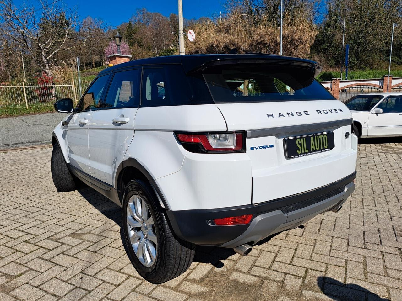 Land Rover Evoque 2.0 150 CV 5p. Dynamic/perfettta
