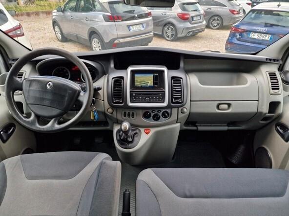 Renault Trafic T27 2.0 dCi/115 PC-TN Passenger Comfort DPF 9 POSTI