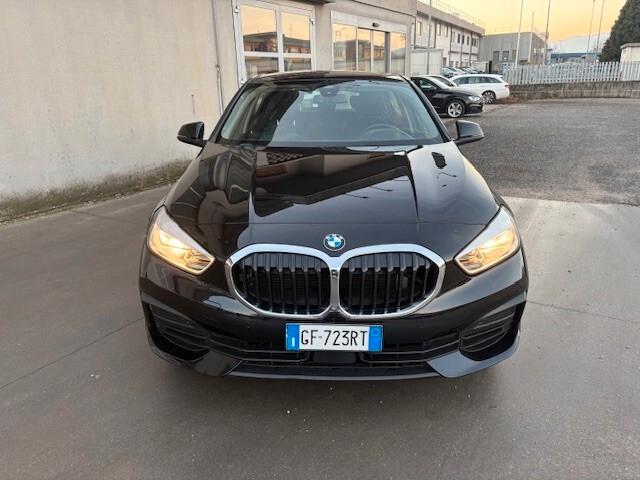 Bmw 116 116d 5p. Advantage
