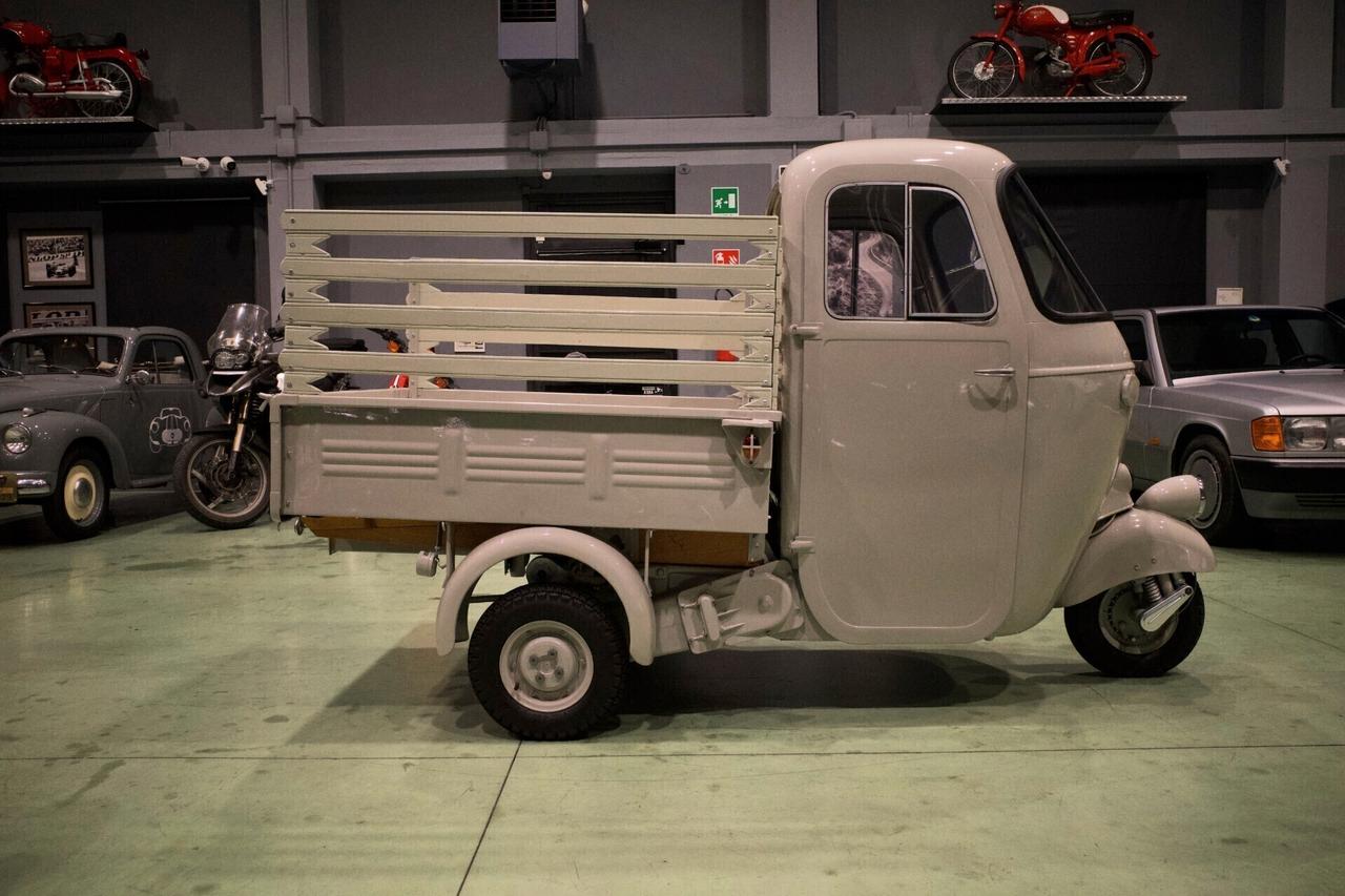 Piaggio Ape Faro Basso AC1 T 1957