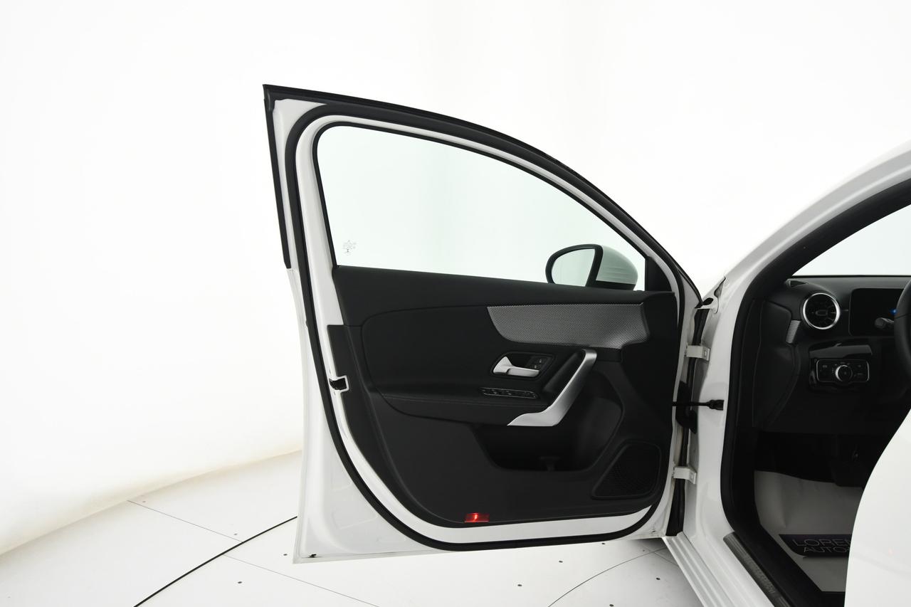 Mercedes-Benz A 180 d Sport auto CAMERA+LED+BLUETOOTH+NEOPATENTATI