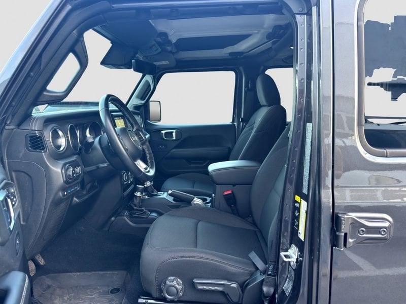 Jeep Wrangler Wrangler Unlimited 2.0 PHEV Sahara Autom.