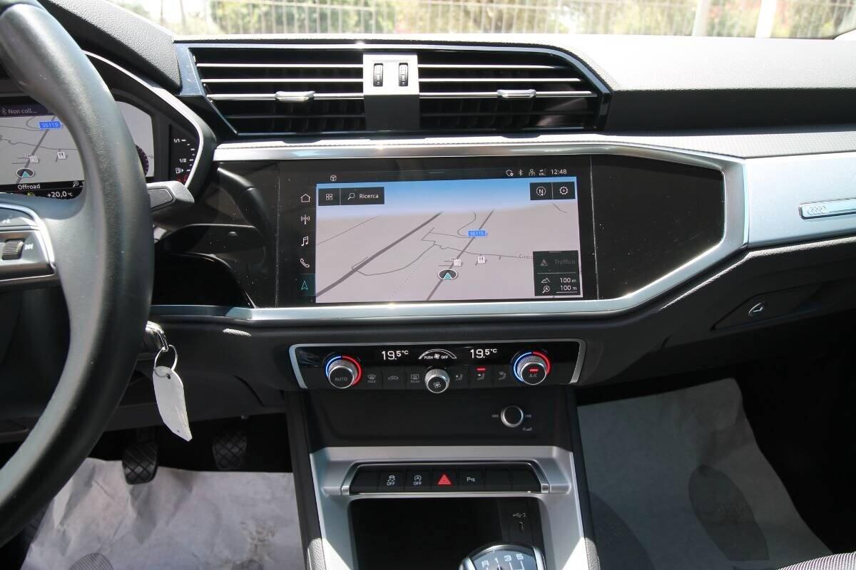 Audi Q3 35 TFSI 150cv Business 6marce|2021