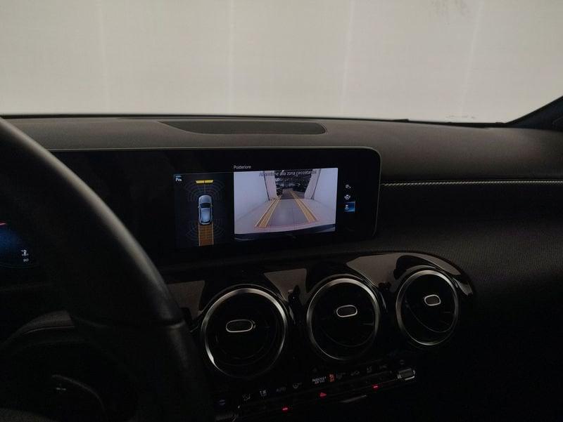 Mercedes-Benz Classe A A 200 d Sport auto