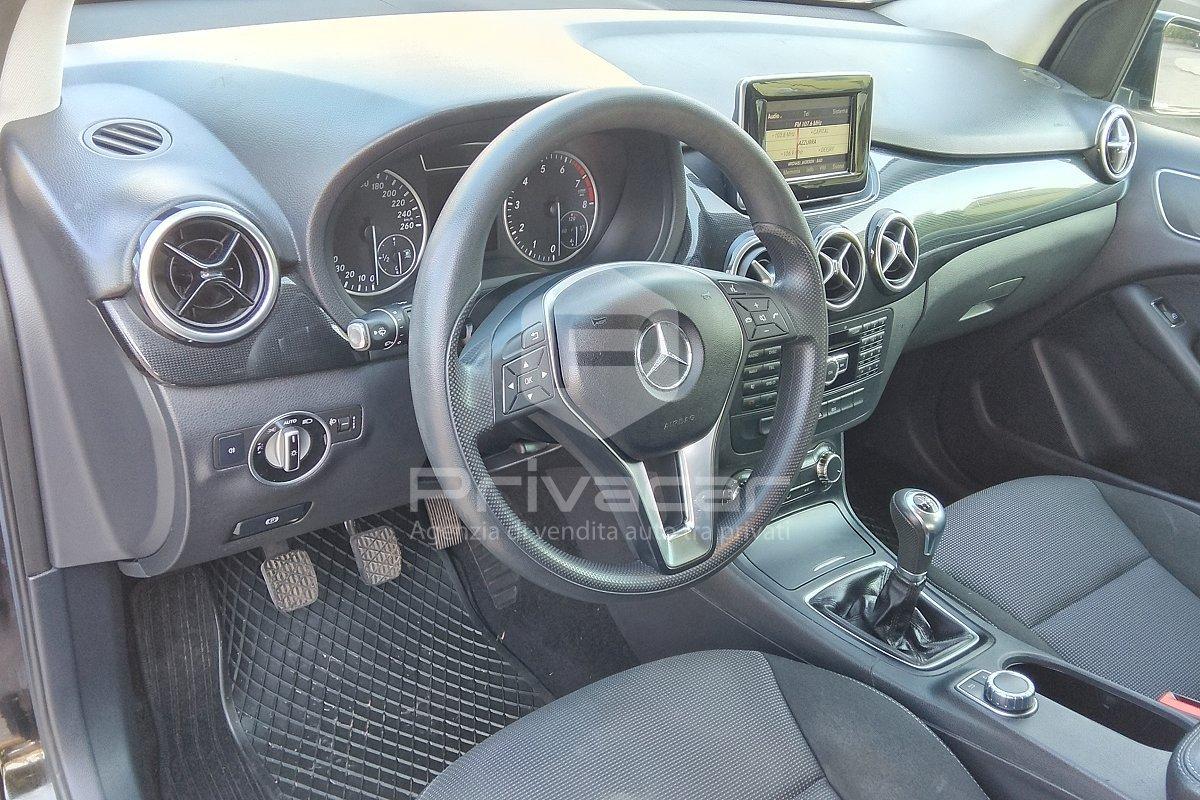 MERCEDES B 200 NGD Executive