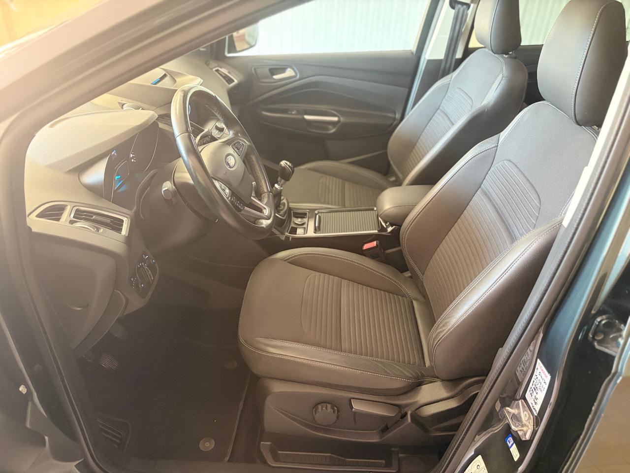 Ford Kuga 2.0 TDCI 150 CV S&S 2WD