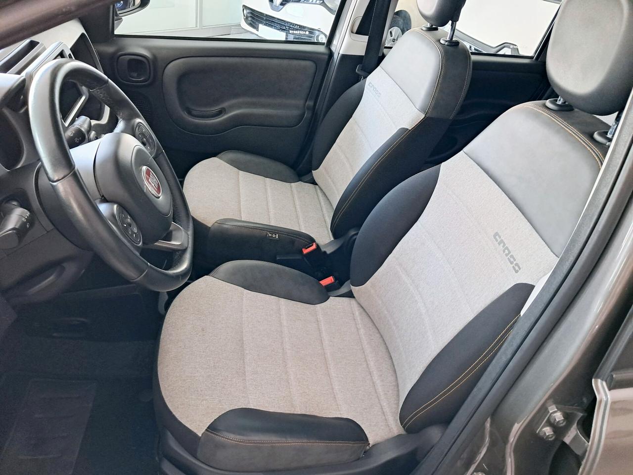Fiat Panda 1.0 Hybrid City Cross
