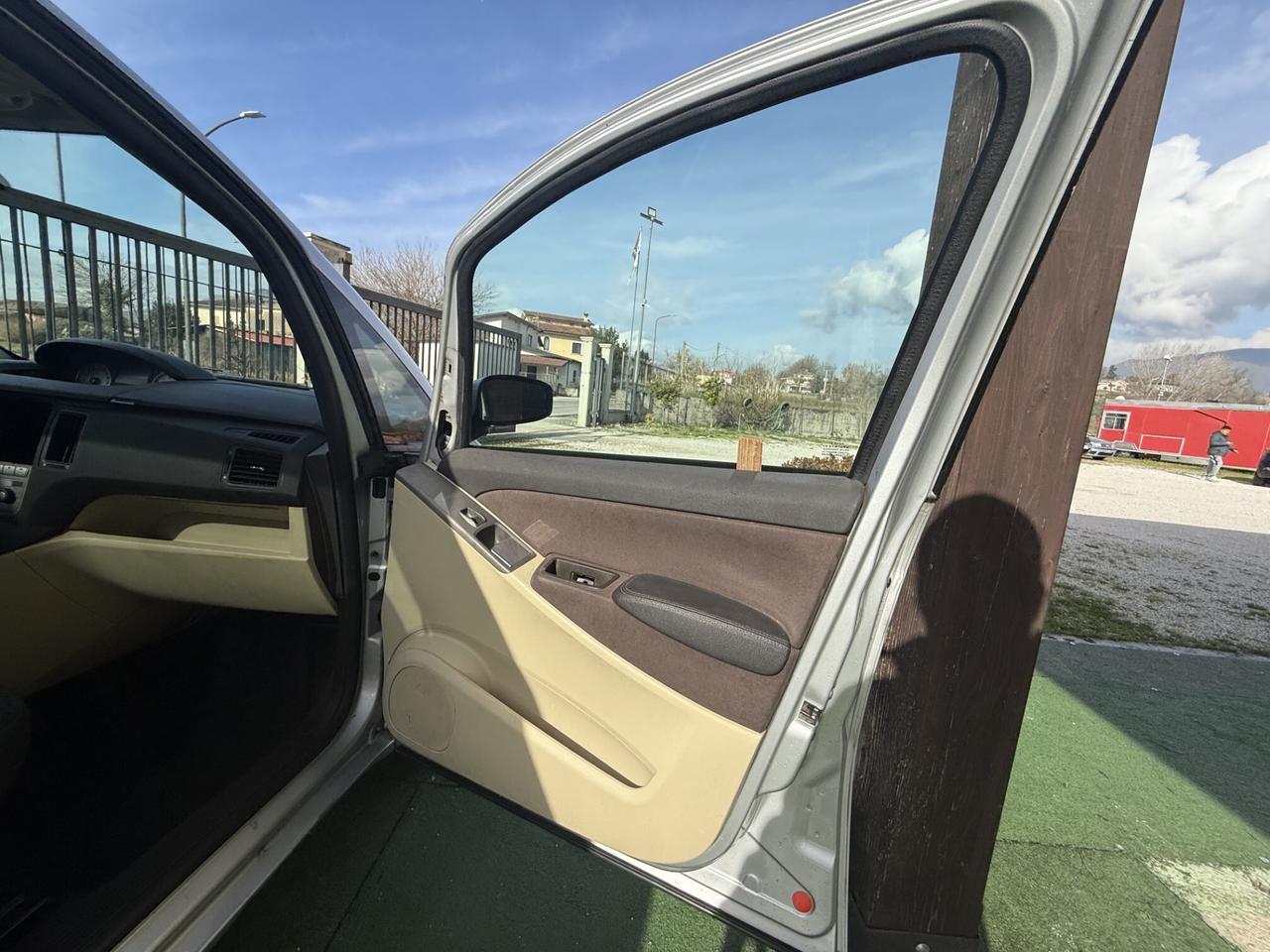 LANCIA MUSA 1.9 MULTIJET PLATINO PLUS 100 1.9 DIES