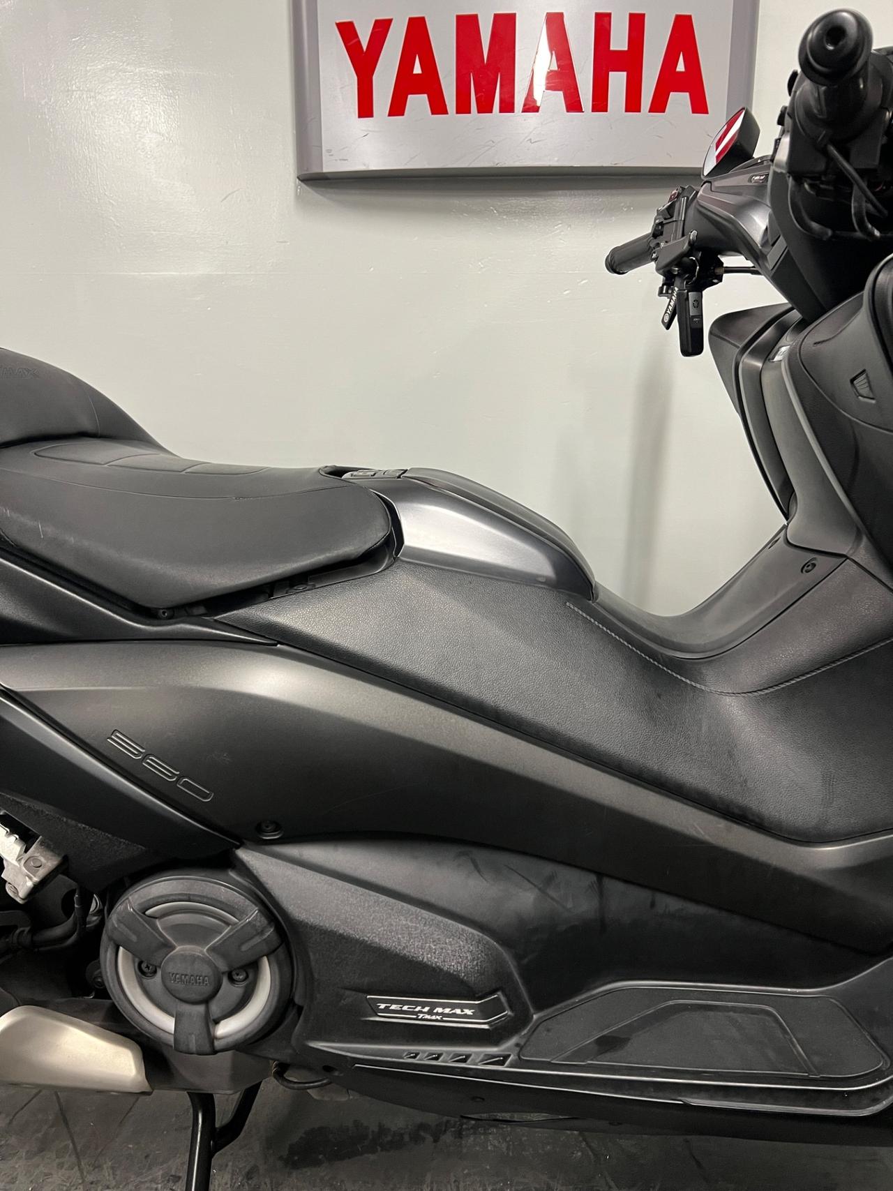 Yamaha TMAX 560 Tech max