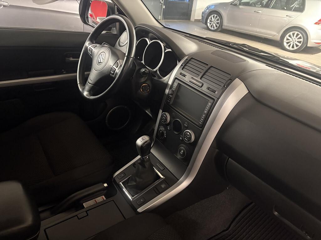 Suzuki Grand Vitara 1.9 DDiS 4x4 gancio