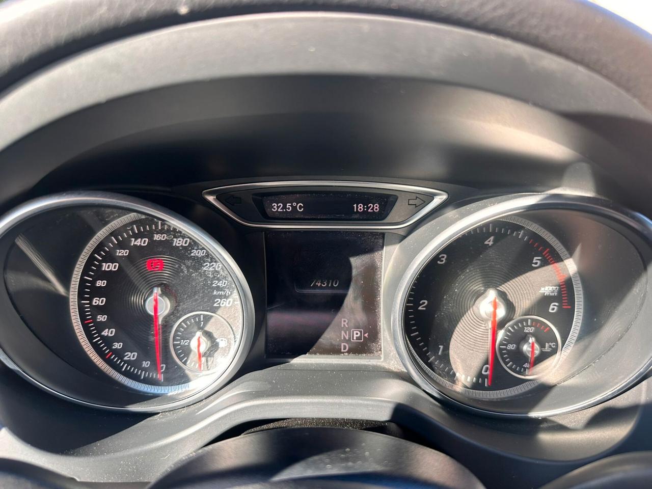 Mercedes-benz GLA 200 d Automatic Premium