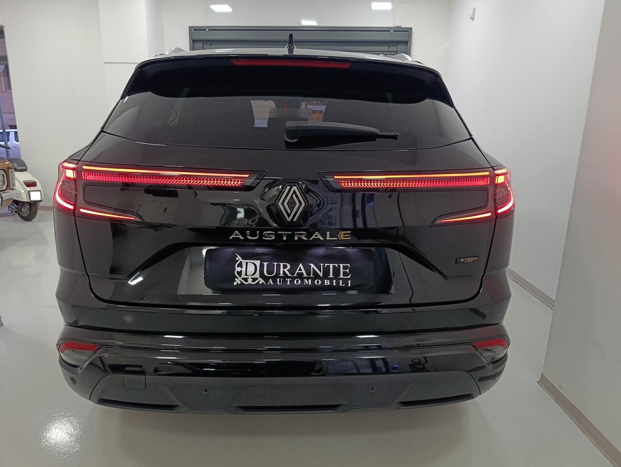 Renault Austral Full Hybrid E-Tech 200 CV Iconic