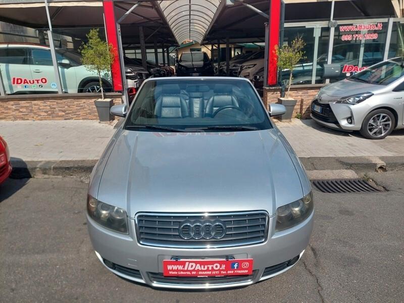 Audi A4 Cabriolet 2.5 V6 TDI cat